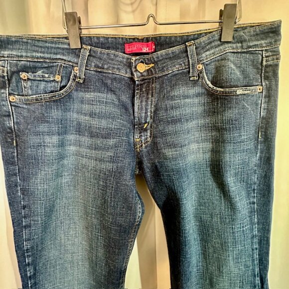 Levi’s 524 too super low bootcut jeans size 17 Medium Juniors - New without tag - Picture 5 of 10